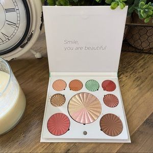 Ofra cosmetics mini mix palette Good To Go